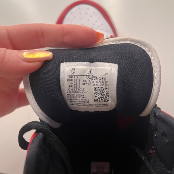 Air Jordan 1 Mid Chicago Red GS - Picture 7 of 7